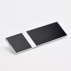 GRAVOPLY 2 SORT BLANK-HVIT 1,5 MM